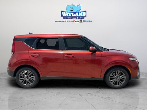 Used 2021 Kia Soul S FWD image 6