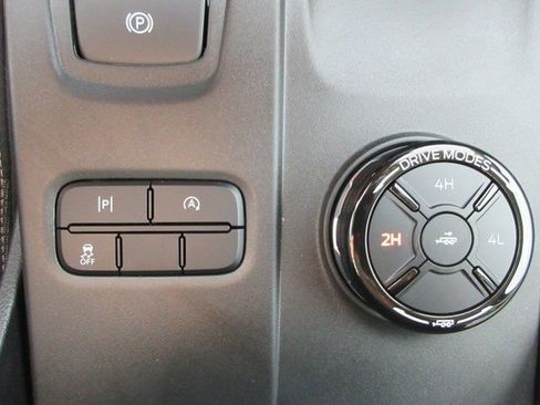 Used 2024 Ford Ranger XLT image 17