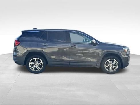 Used 2019 GMC Terrain SLE image 8