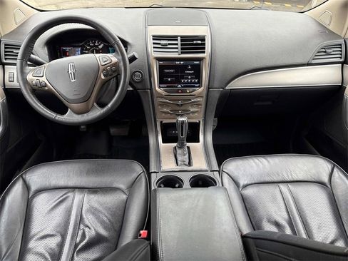 Used 2015 Lincoln MKX AWD w/ Equipment Group 102A image 15