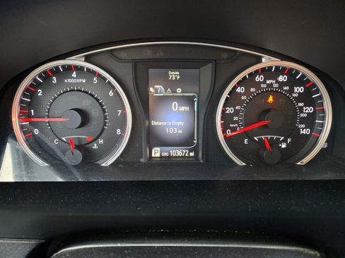 Used 2015 Toyota Camry SE image 27