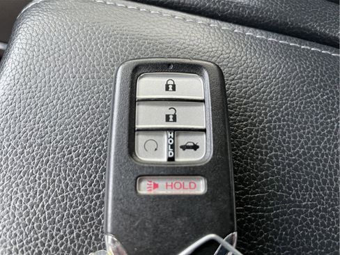 Used 2019 Honda Civic Sport image 10