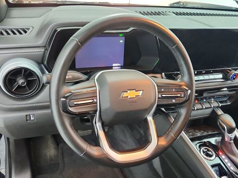 Used 2023 Chevrolet Colorado LT AWD/4WD image 18
