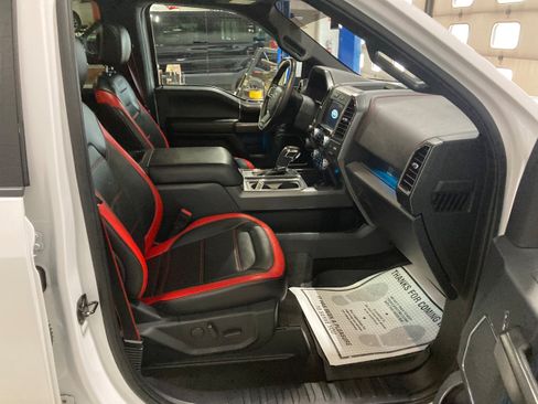 Used 2019 Ford F150 Lariat w/ Equipment Group 502A Luxury AWD/4WD image 4
