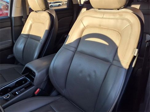 Certified 2024 Lincoln Corsair Reserve w/ Equipment Group 201A image 6