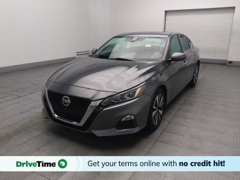 Used 2021 Nissan Altima 2.5 SV w/ SV Premium Package FWD image 1