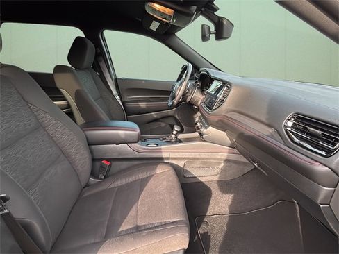 Certified 2025 Dodge Durango R/T w/ Blacktop Package image 40