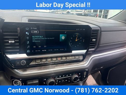 Used 2024 Chevrolet Silverado 2500 LTZ w/ LTZ Premium Package AWD/4WD image 16