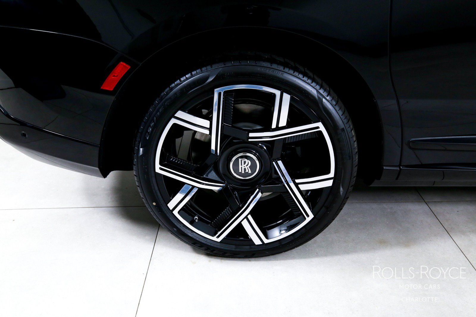 New 2027 Rolls-Royce Cullinan Black Badge AWD/4WD image 41