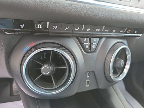 Used 2020 Chevrolet Blazer LT FWD image 25