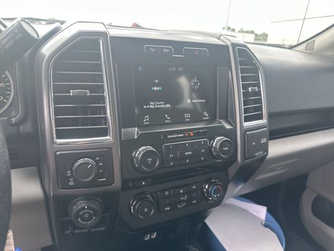 Used 2016 Ford F150 XLT w/ Equipment Group 302A Luxury AWD/4WD image 13