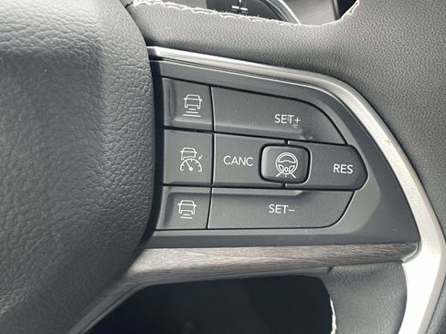 New 2026 Jeep Grand Cherokee L Limited image 16