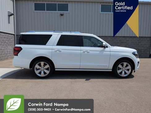 Used 2022 Ford Expedition Max Platinum AWD/4WD image 2