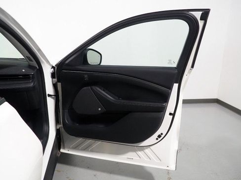 Used 2022 Ford Mustang Mach-E Premium image 57