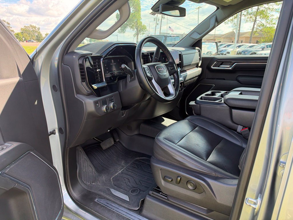 Used 2024 GMC Sierra 1500 SLT RWD image 13