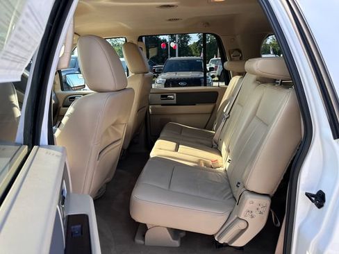 Used 2014 Ford Expedition EL XLT w/ Equipment Group 202A AWD/4WD image 9