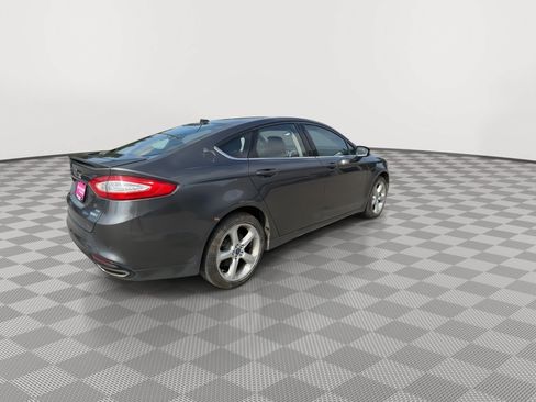 Used 2016 Ford Fusion SE AWD/4WD image 8