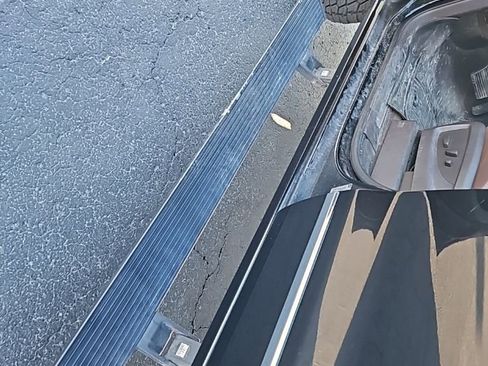 Used 2015 Chevrolet Silverado 1500 High Country w/ High Country Premium Package image 11