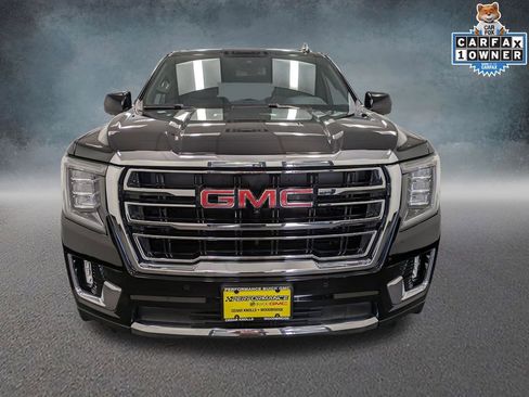 Used 2023 GMC Yukon SLT w/ SLT Luxury Package AWD/4WD image 2