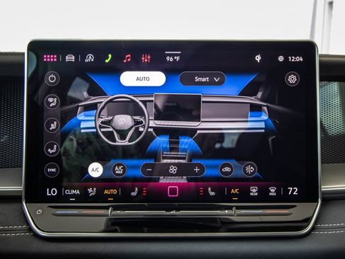 New 2026 Volkswagen Tiguan SE FWD image 47