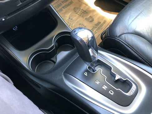 Used 2018 Dodge Journey Crossroad AWD/4WD image 29