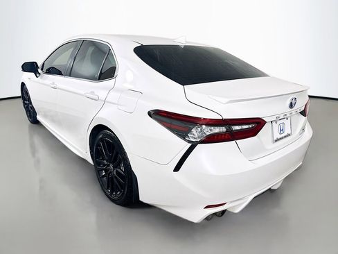 Used 2021 Toyota Camry XSE w/ Cold Weather Package image 7