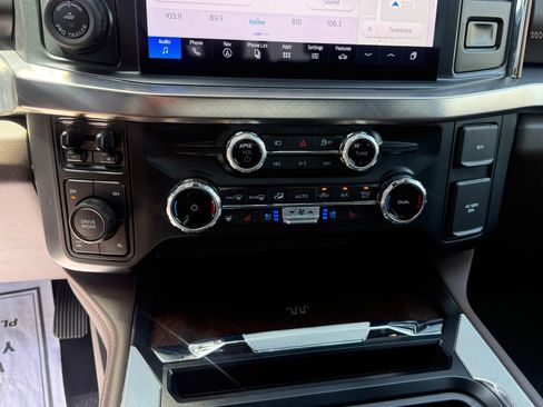 Used 2025 Ford F250 King Ranch AWD/4WD image 12