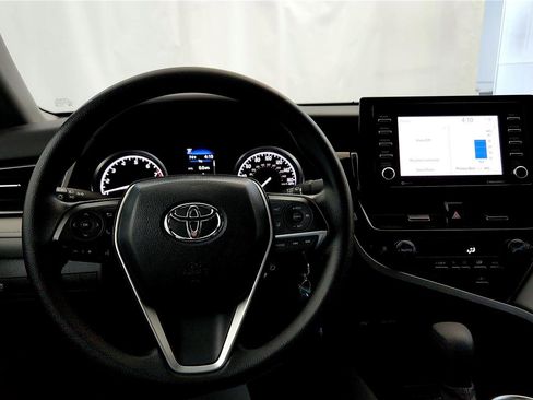 Used 2022 Toyota Camry LE w/ Carpet Mat Package (TMS) image 27