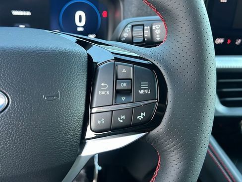 New 2026 Ford Explorer ST-Line w/ ST-Line Street Pack image 15