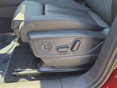 New 2025 Audi Q5 Premium Plus image 21