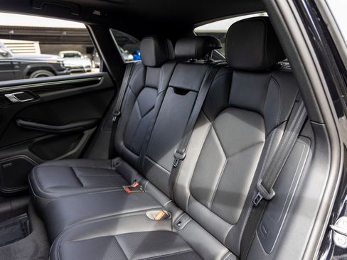 New 2026 Porsche Macan AWD/4WD image 45