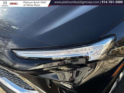 Used 2024 Buick Encore GX Avenir image 8