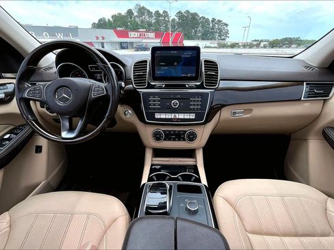 Certified 2016 Mercedes-Benz GLE 350 w/ Parking Assist Package image 16
