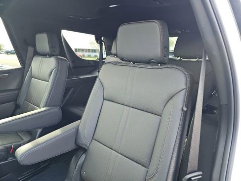 Used 2025 Chevrolet Tahoe High Country image 29