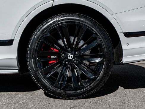 Used 2023 Bentley Bentayga Speed image 7