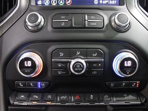 Used 2020 GMC Sierra 1500 AT4 w/ AT4 Premium Package AWD/4WD image 39