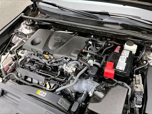 Used 2023 Toyota Camry SE image 34