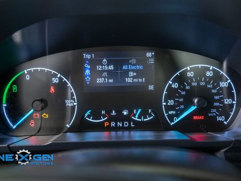 Used 2022 Ford Maverick XLT w/ XLT Luxury Package FWD image 16