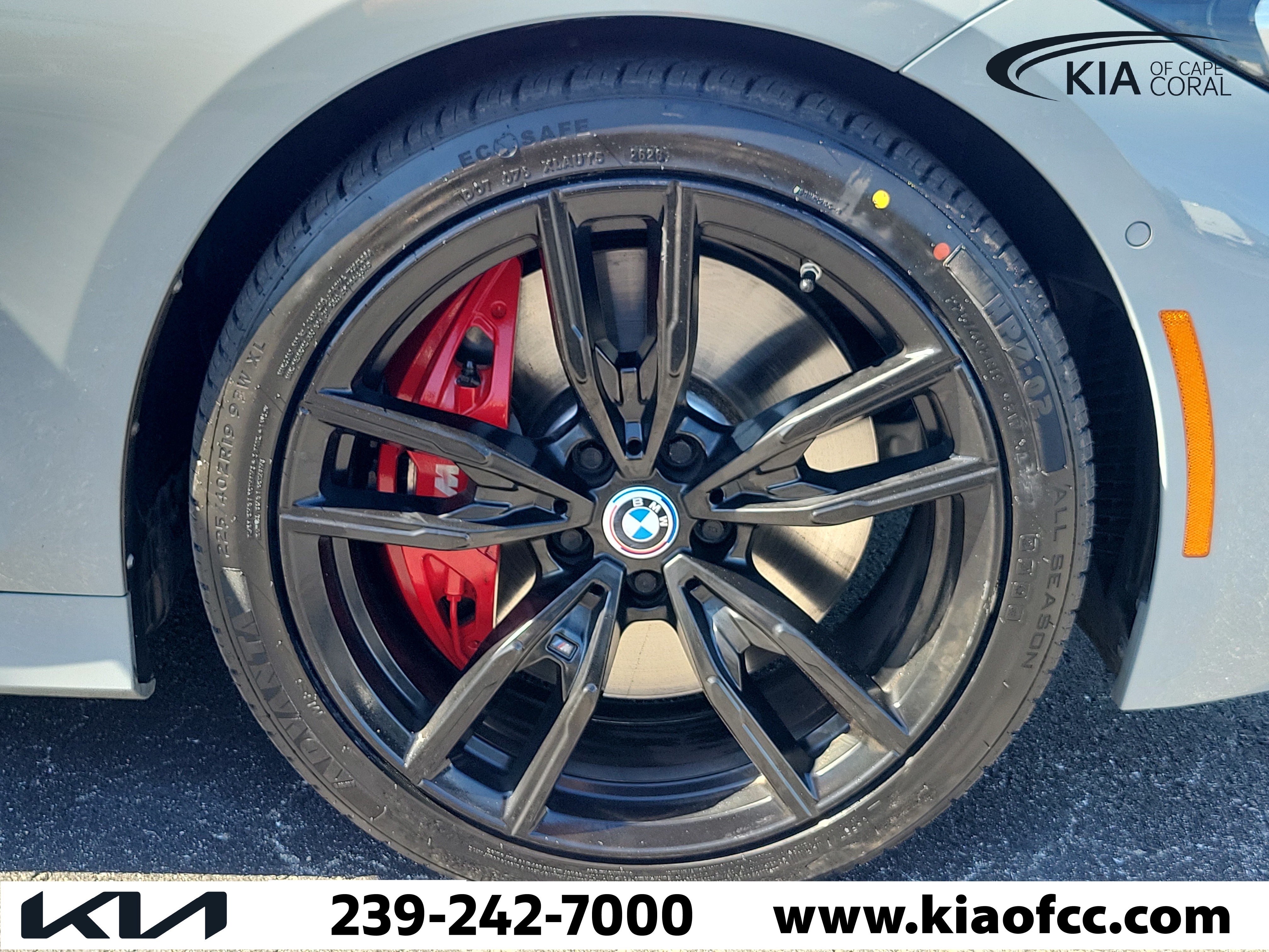 Used 2023 BMW M340i RWD image 7