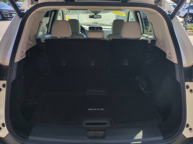 Used 2023 Nissan Rogue SL w/ SL Premium Package AWD/4WD image 13
