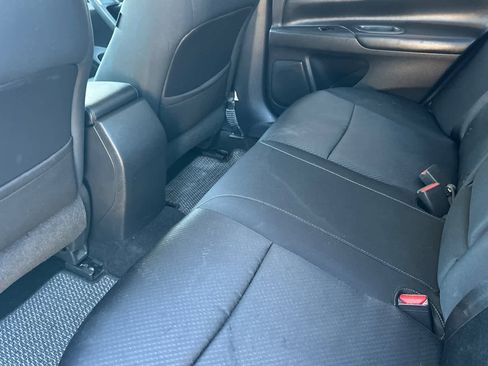 Used 2016 Nissan Altima 2.5 SR w/ LED Appearance Package image 5