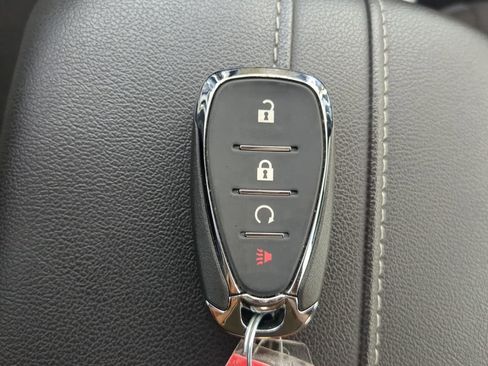 Used 2023 Chevrolet Blazer LT image 33