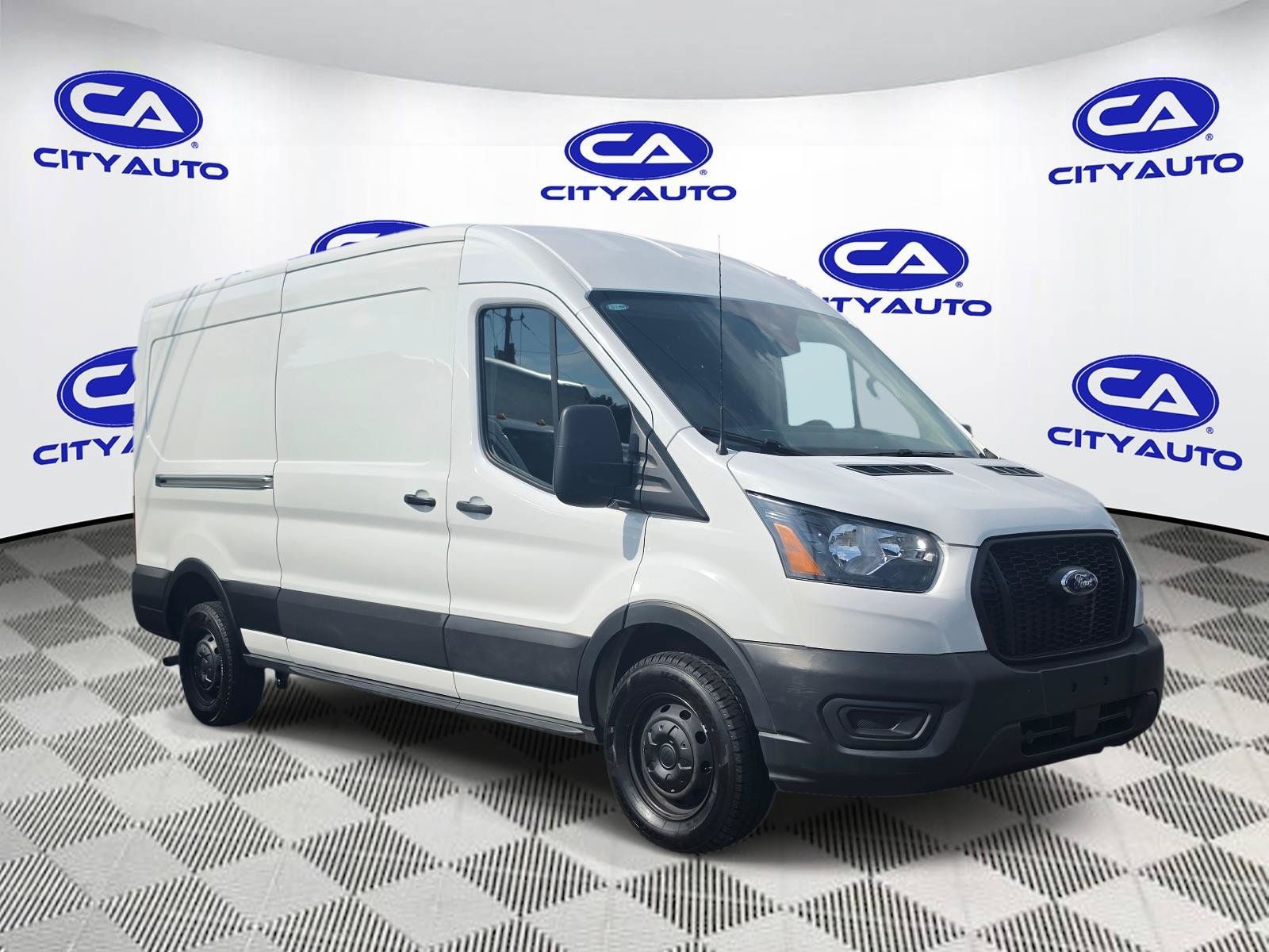Used 2023 Ford Transit 250 Medium Roof w/ Load Area Protection Package RWD image 1