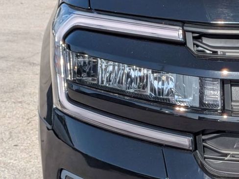 Used 2023 Ford Expedition Max Limited RWD image 9