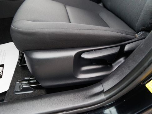 Certified 2026 Toyota Corolla LE image 28