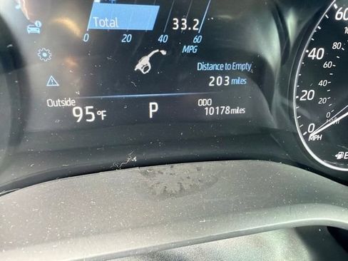 Used 2024 Toyota Sienna Limited AWD/4WD image 10