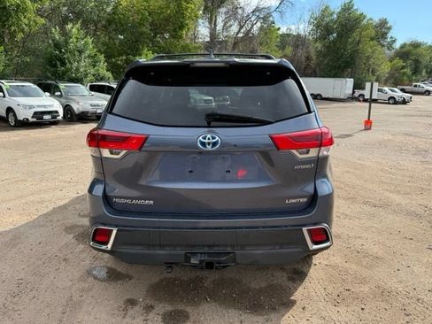 Used 2018 Toyota Highlander Limited Platinum AWD/4WD image 5