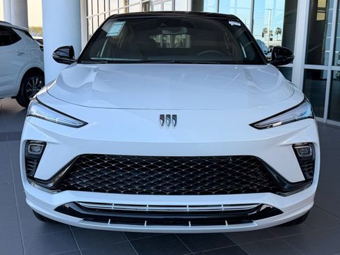 New 2026 Buick Envista Avenir image 8