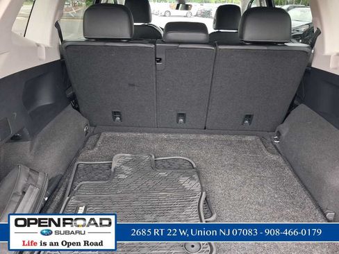 Used 2023 Volkswagen Tiguan SE AWD/4WD image 33