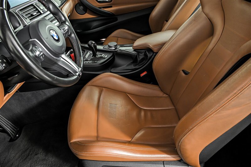 Used 2020 BMW M4 Coupe w/ Competition Package RWD image 16